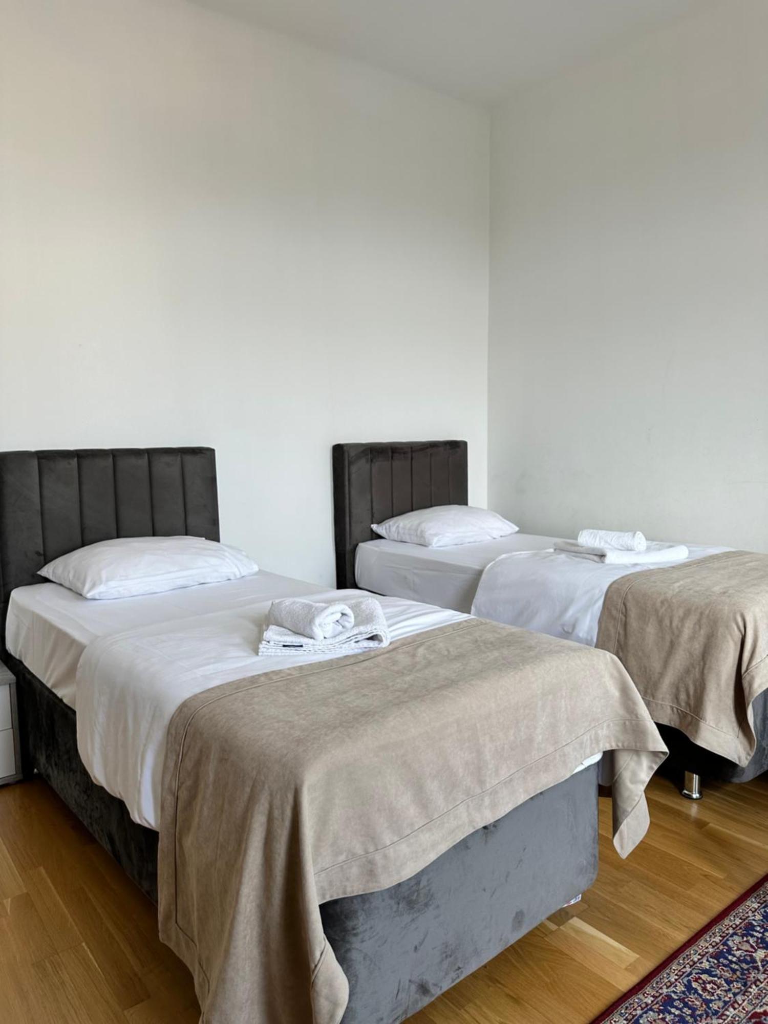 Ferienwohnung Hisa Lina Wien Exterior foto