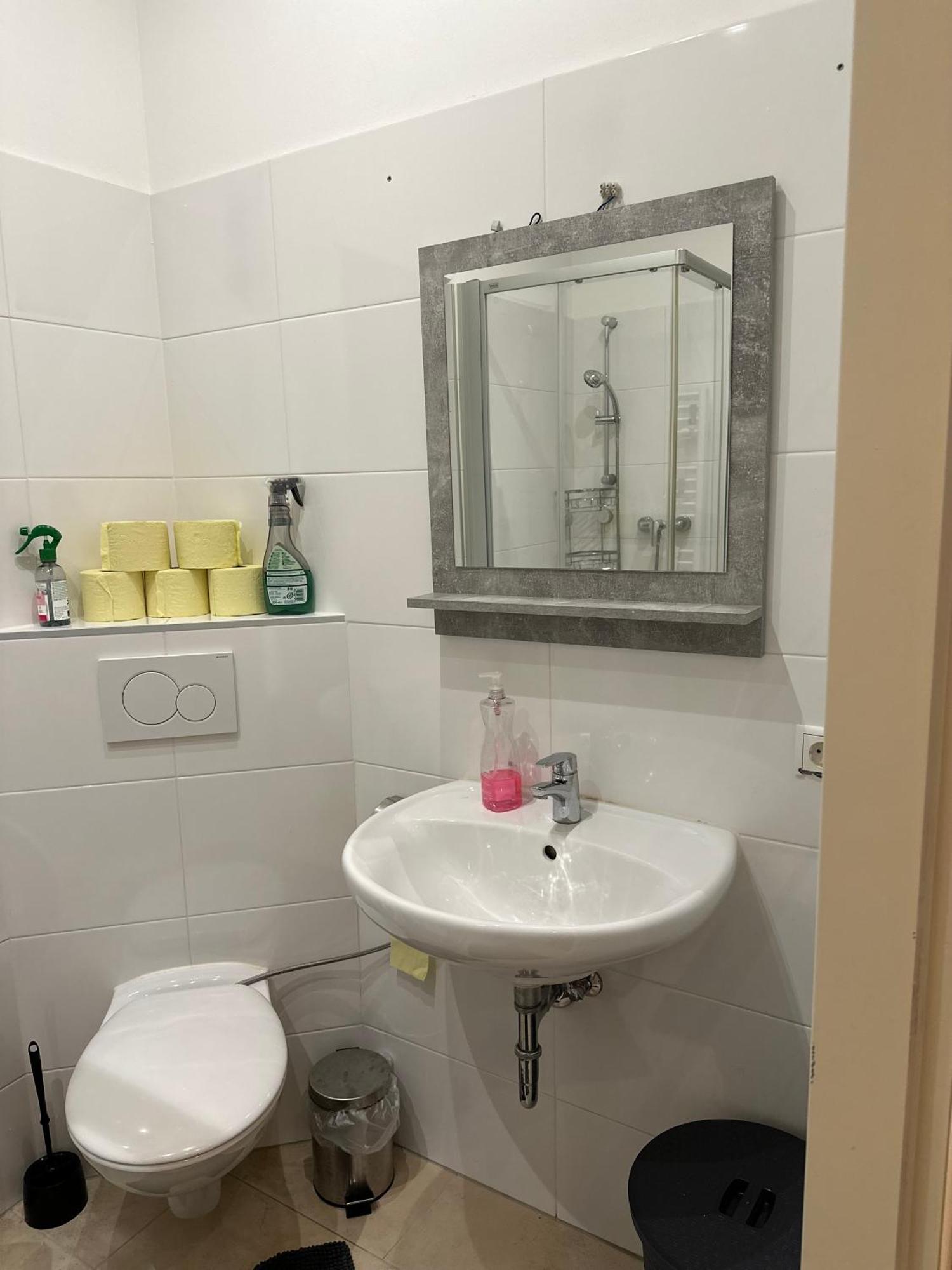 Ferienwohnung Hisa Lina Wien Exterior foto